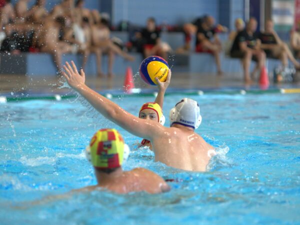 NSV U16-Wasserballmeisterschaft SV Bremen 10-Hellas-Hildesheim im Horner Bad in Bremen, Fotograf Jens Witte